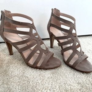 Kelly & Katie Jazelle sandal